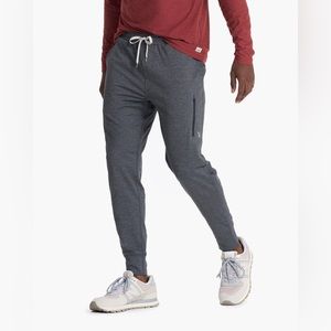 Vuori Men’s Sunday Performance Jogger, NWT, Size XL, Charcoal Grey